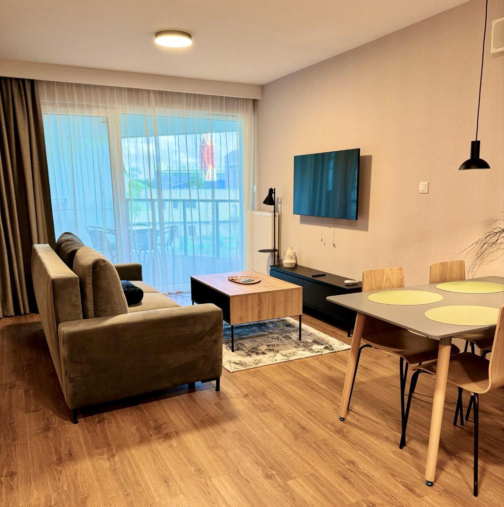 Akces Apartamenty Kasprowicza 20C- Basen, Sauny, Jacuzzi, Silownia W Cenie - Schwimmbad, Saunen, Jacuzzi, Fitnessstudio Im Preis Kołobrzeg Exterior foto